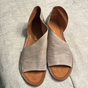 Free people Mont Blanc Sandals size (38) I think is (7-5- or 8)
